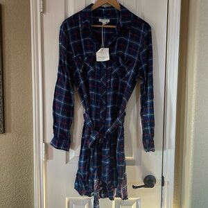 Beach lunch lounge Simone dress size small